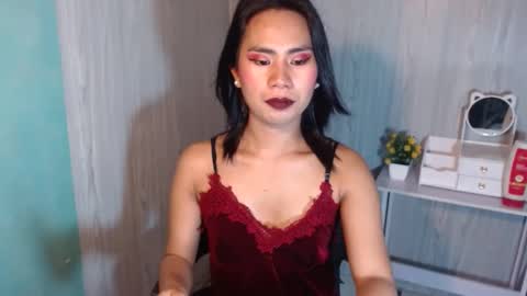 Snapshot of yourhottie_winxxx chatting on 03.07.25 Mauie  online show from 03.07.25