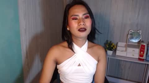 Snapshot of yourhottie_winxxx chatting on 03.12.25 Mauie  online show from 03.12.25