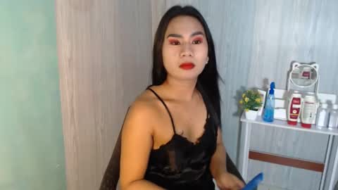 Snapshot of yourhottie_winxxx chatting on 09.21.25 Mauie  online show from 09.21.25