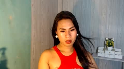 Snapshot of yourhottie_winxxx chatting on 07.17.26 Mauie online show from 07.17.26
