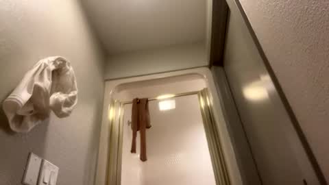 Kaitie Cummings online show from 02.06.26