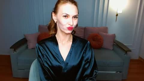 Snapshot of yourladysunshine chatting on 03.10.25 Ksyusha online show from 03.10.25