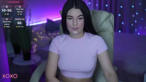 L O L A online show from 09.20.25