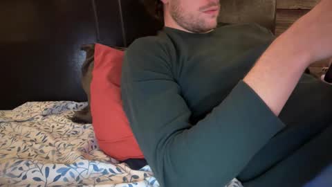 Snapshot of yourmasterleo chatting on 11.29.25 Leo online show from 11.29.25