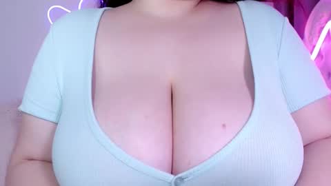 Amina online show from 12.16.25