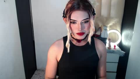 TIFFANY SUCKING QUEEN online show from 08.09.26