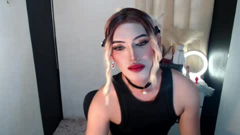 TIFFANY SUCKING QUEEN online show from 08.09.26