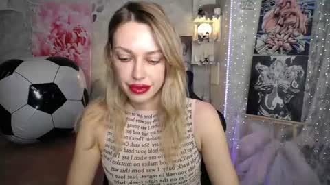 Snapshot of yournickyadamidi chatting on 07.05.26 Nicky online show from 07.05.26
