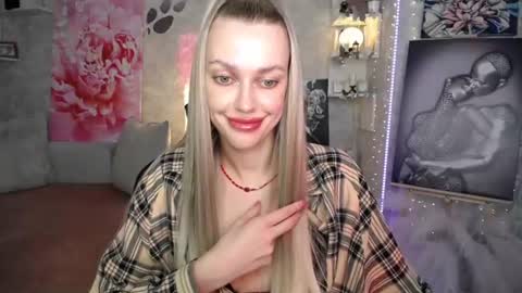 Snapshot of yournickyadamidi chatting on 07.30.26 Nicky online show from 07.30.26