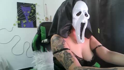 Snapshot of yourownerserena chatting on 10.21.25 Serena online show from 10.21.25