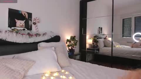 Ashley online show from 12.20.25