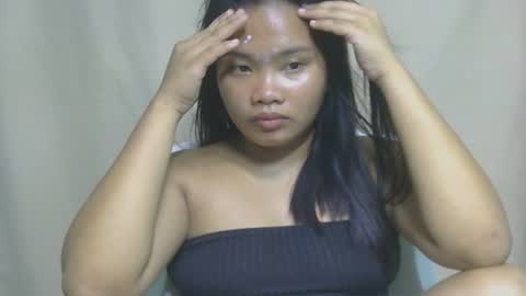Snapshot of yourpinay_belle chatting on 06.16.26 Belle online show from 06.16.26