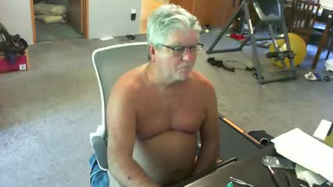 Snapshot of yourpoppi55 chatting on 06.24.26 yourpoppi55 online show from 06.24.26
