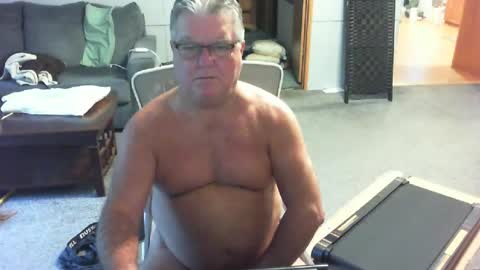 Snapshot of yourpoppi55 chatting on 07.07.26 yourpoppi55 online show from 07.07.26