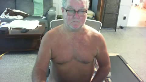 Snapshot of yourpoppi55 chatting on 07.10.26 yourpoppi55 online show from 07.10.26