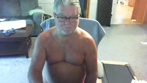 Snapshot of yourpoppi55 chatting on 07.12.26 yourpoppi55 online show from 07.12.26