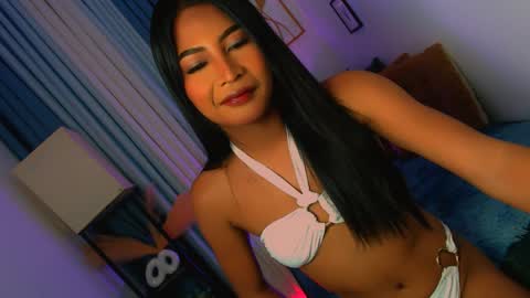 yourprettybella_ts online show from 03.31.26