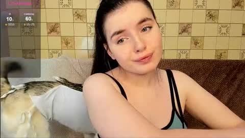 Snapshot of yourraccoon chatting on 11.06.25 Jenny online show from 11.06.25