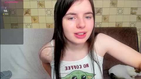 Snapshot of yourraccoon chatting on 11.08.25 Jenny online show from 11.08.25