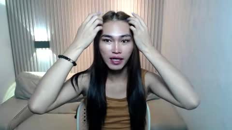    online show from 11.10.25