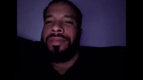 Snapshot of yoursexydaddy79 chatting on 10.15.25 mother fucker online show from 10.15.25