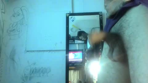 Snapshot of yourskinnybooy chatting on 10.17.25 sander online show from 10.17.25