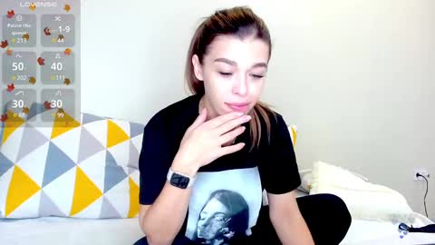 Snapshot of yoursoul_mila chatting on 12.04.24 yoursoul_mila online show from 12.04.24