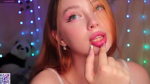 Snapshot of yourspringani chatting on 09.16.25 Im Ani online show from 09.16.25