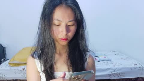 Snapshot of yoursweetestkiwi chatting on 05.23.26 Kiwi online show from 05.23.26