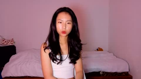 Snapshot of yoursweetestkiwi chatting on 07.23.26 Kiwi online show from 07.23.26