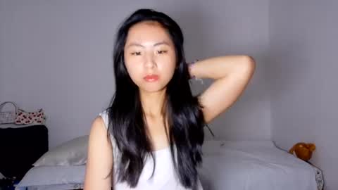 Snapshot of yoursweetestkiwi chatting on 07.28.26 Kiwi online show from 07.28.26