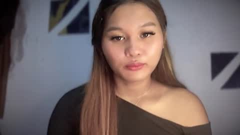 yoursweetgirl_zia online show from 06.18.26