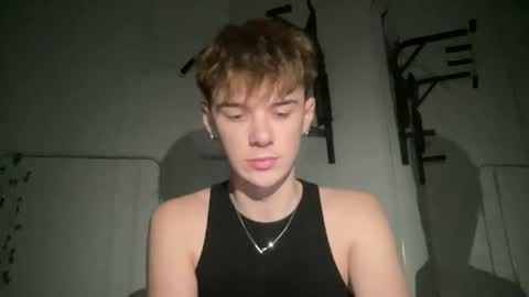 Snapshot of yoursweetyguy chatting on 12.18.25 yoursweetyguy online show from 12.18.25