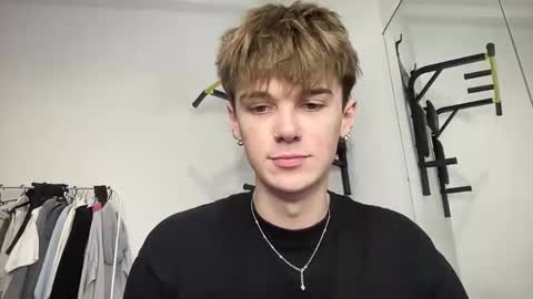 Snapshot of yoursweetyguy chatting on 01.16.26 yoursweetyguy online show from 01.16.26