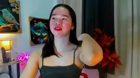 Snapshot of yourtinybunny chatting on 11.14.25 yourtinybunny online show from 11.14.25