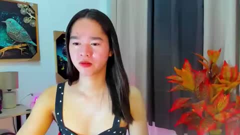 Snapshot of yourtinybunny chatting on 11.30.25 yourtinybunny online show from 11.30.25