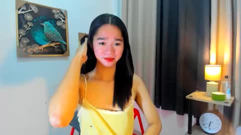 Snapshot of yourtinybunny chatting on 05.20.26 yourtinybunny online show from 05.20.26