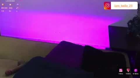 Bella- Independert Model online show from 02.13.25