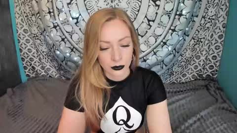 YourVenus00 -Follow my OF online show from 06.05.26