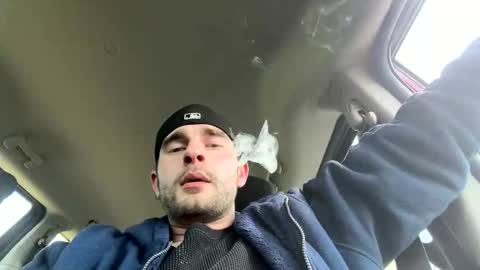 yourwhiteislandboy online show from 05.03.26