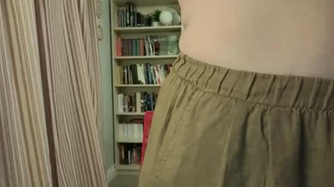 Rose Noire online show from 12.23.25