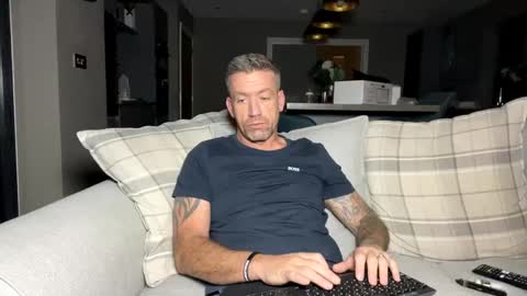 Snapshot of youwantus69 chatting on 01.27.25 You want us 69 online show from 01.27.25