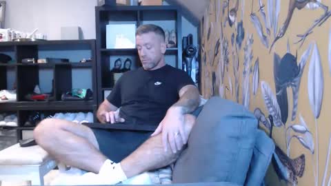 Snapshot of youwantus69 chatting on 11.11.25 You want us 69 online show from 11.11.25