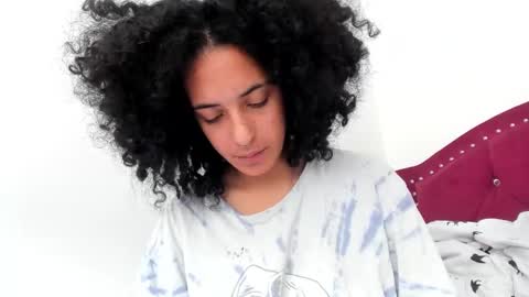 elizabeth  ju   online show from 02.26.25