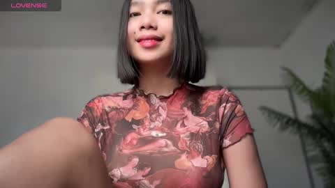 YowgineTheGreat online show from 01.10.25