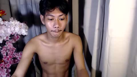 Snapshot of yrodnx chatting on 03.11.26 rode online show from 03.11.26