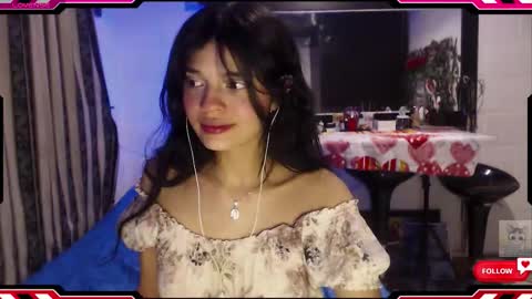 Snapshot of ysera_cb chatting on 11.10.25 Lilith online show from 11.10.25