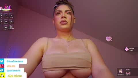 Snapshot of yssadiamonds chatting on 10.29.25 yssadiamonds online show from 10.29.25