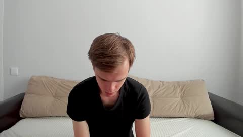 Snapshot of yueslang chatting on 09.22.25 Yue Lang and Samm online show from 09.22.25