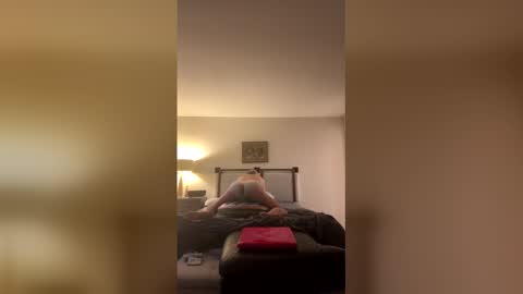 yuhop3 online show from 04.25.26